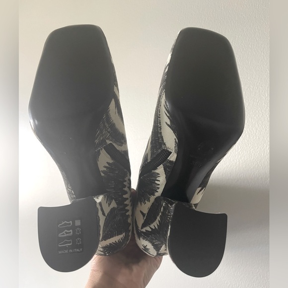 Dries Van Noten Abstract fabric Knee High Boots - Picture 4 of 4